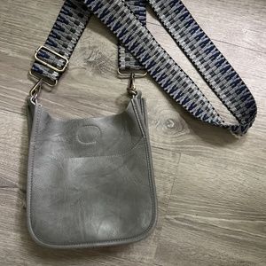 Joy Susan chic grey bag